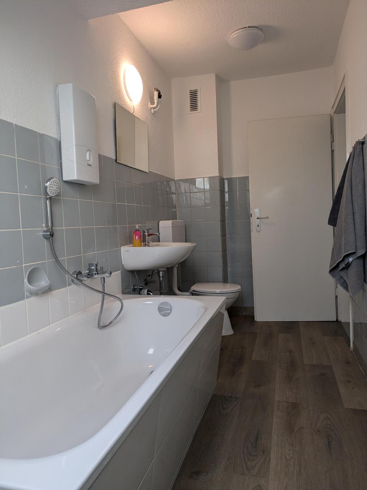 Interaktiv Appartements In Ratingen - Duesseldorferstrasse 외부 사진